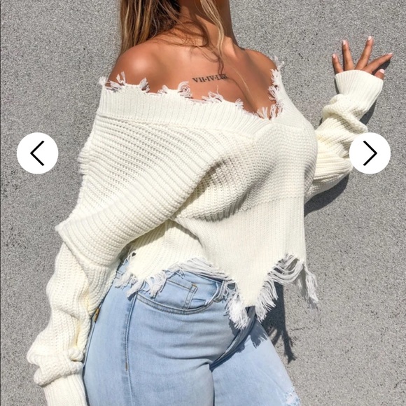 White Cropped Off the Shoulder Long Sleeve - Picture 3 of 11